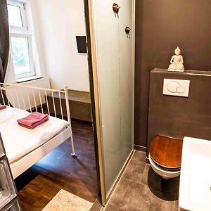 Kamer met een Queen Size Bed